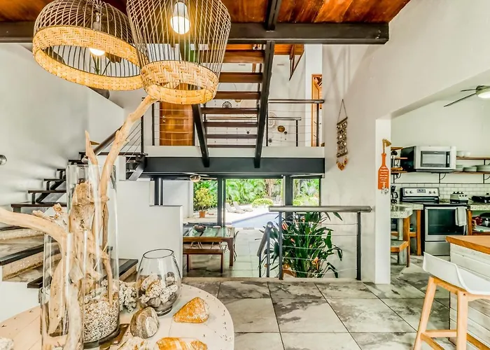 Casa Guarumo Carrillo *