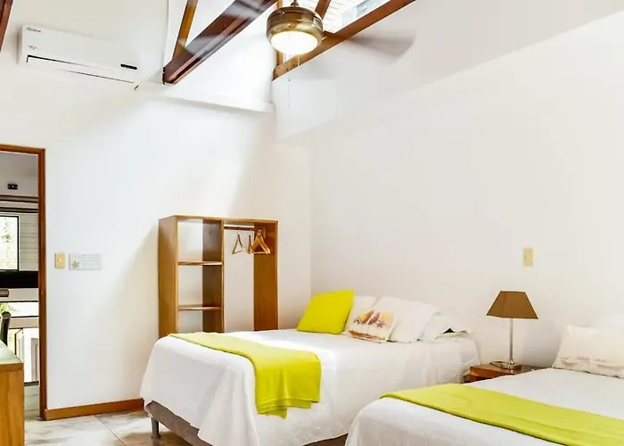 Casa Guarumo Carrillo *