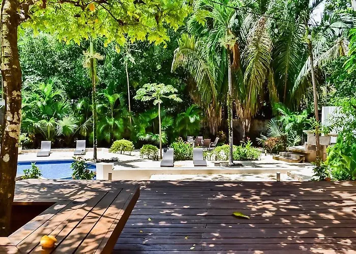 Casa Guarumo Carrillo *